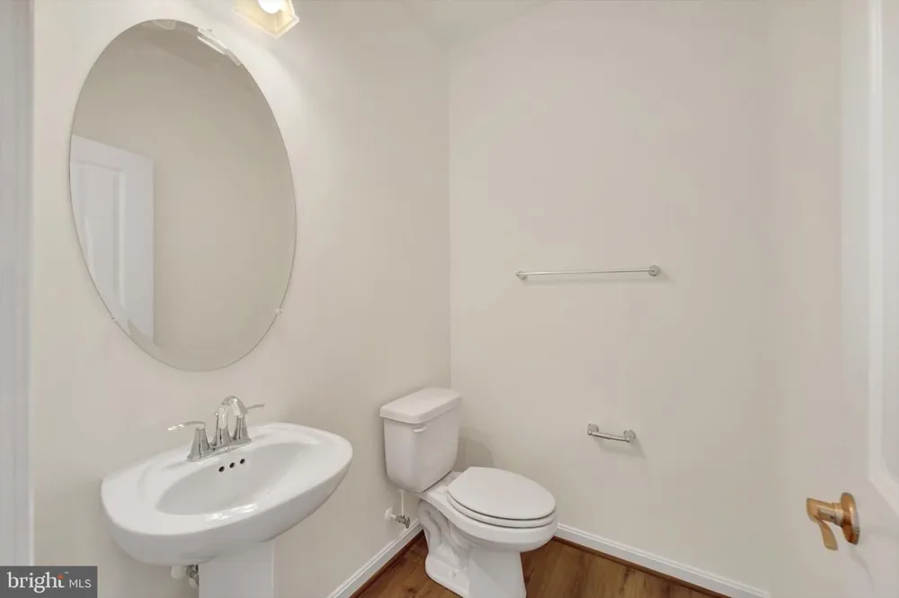 7819 WOLF RUN LANE Severn, MD 21144