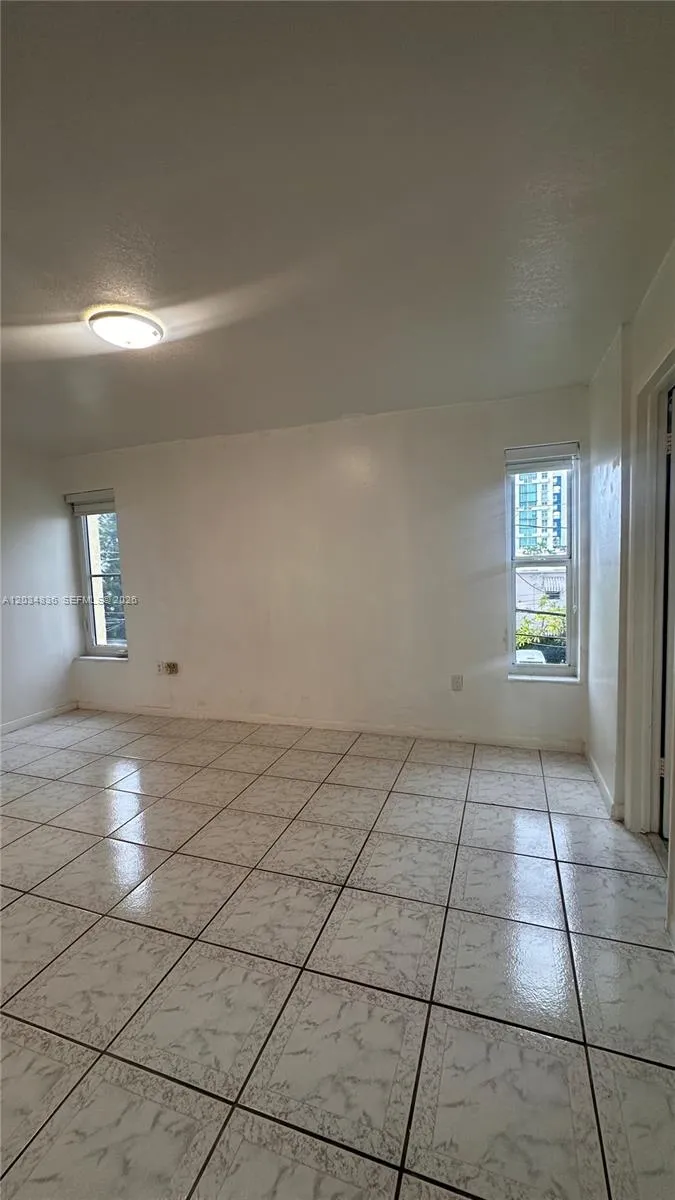 7646 Abbott Ave #3 Miami Beach, FL 33141