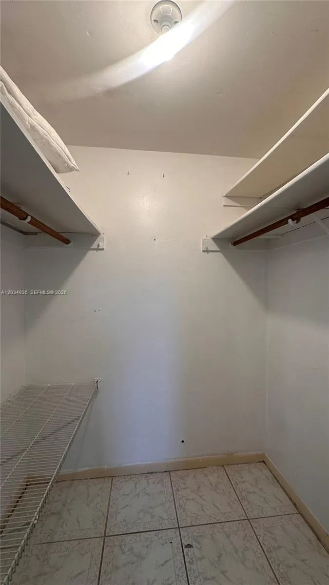 7646 Abbott Ave #3 Miami Beach, FL 33141