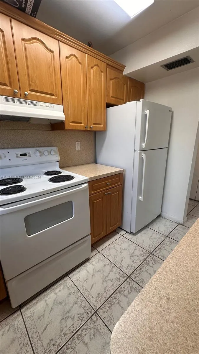 7646 Abbott Ave #3 Miami Beach, FL 33141