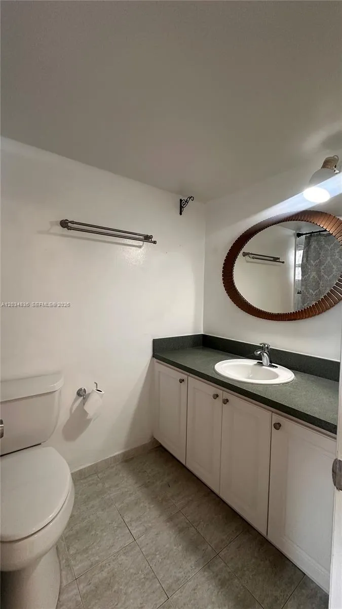 7646 Abbott Ave #3 Miami Beach, FL 33141