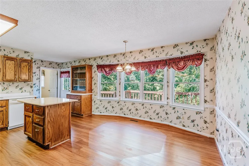 28 Springlake Estates Crawford, GA 30630