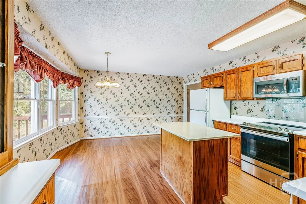 28 Springlake Estates Crawford, GA 30630