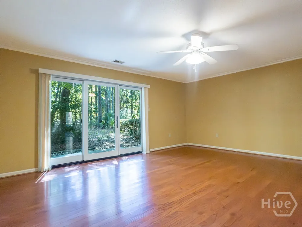 262 Wiley Bottom Road Savannah, GA 31411