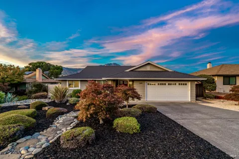 7309 Oakmont Drive