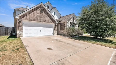 15609 Walnut Nook Court