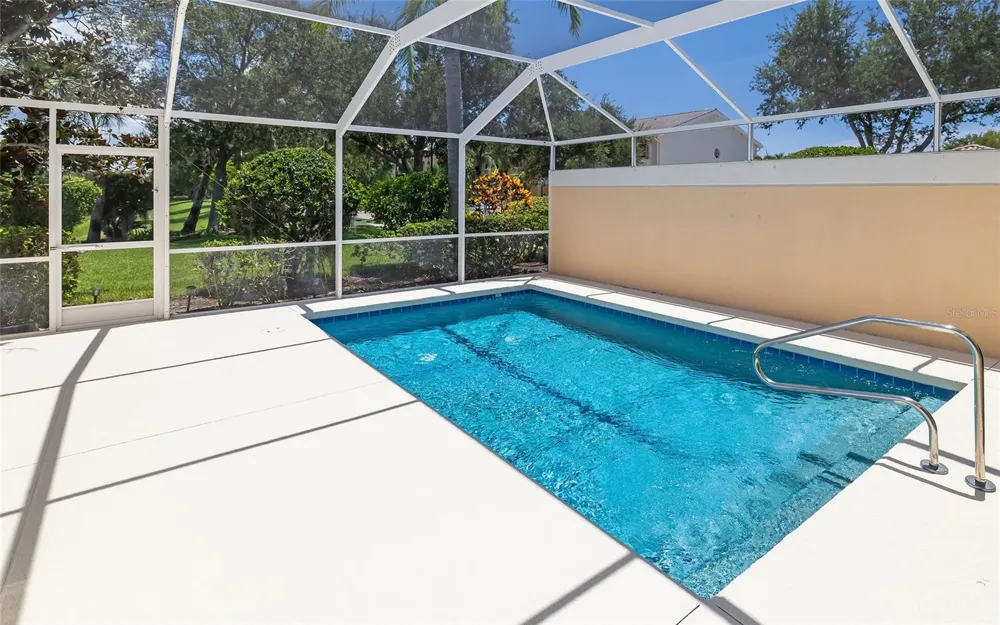 7596 ANDORA DRIVE Sarasota, FL 34238