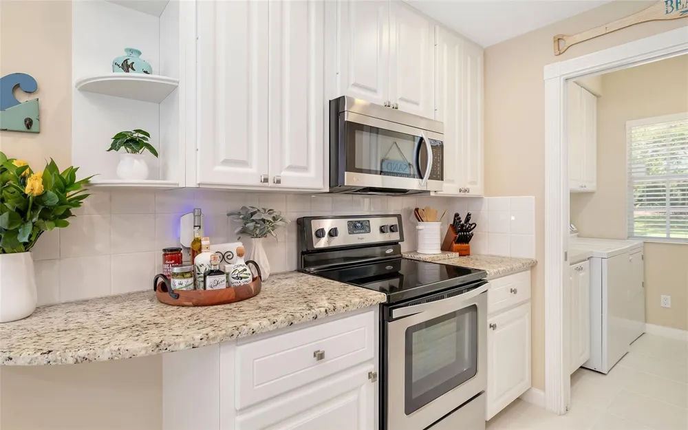 7596 ANDORA DRIVE Sarasota, FL 34238