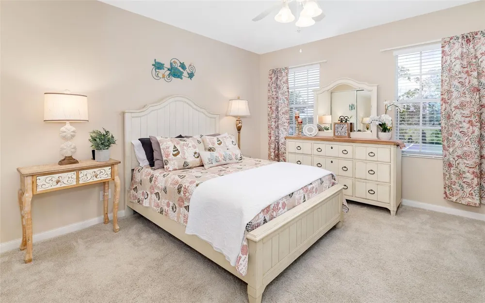 7596 ANDORA DRIVE Sarasota, FL 34238