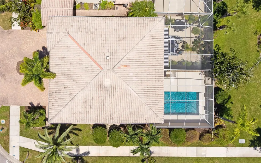 7596 ANDORA DRIVE Sarasota, FL 34238