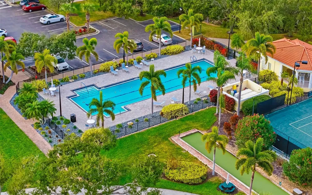 7596 ANDORA DRIVE Sarasota, FL 34238