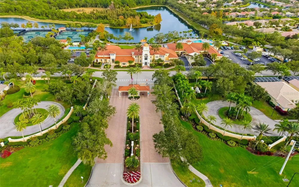 7596 ANDORA DRIVE Sarasota, FL 34238