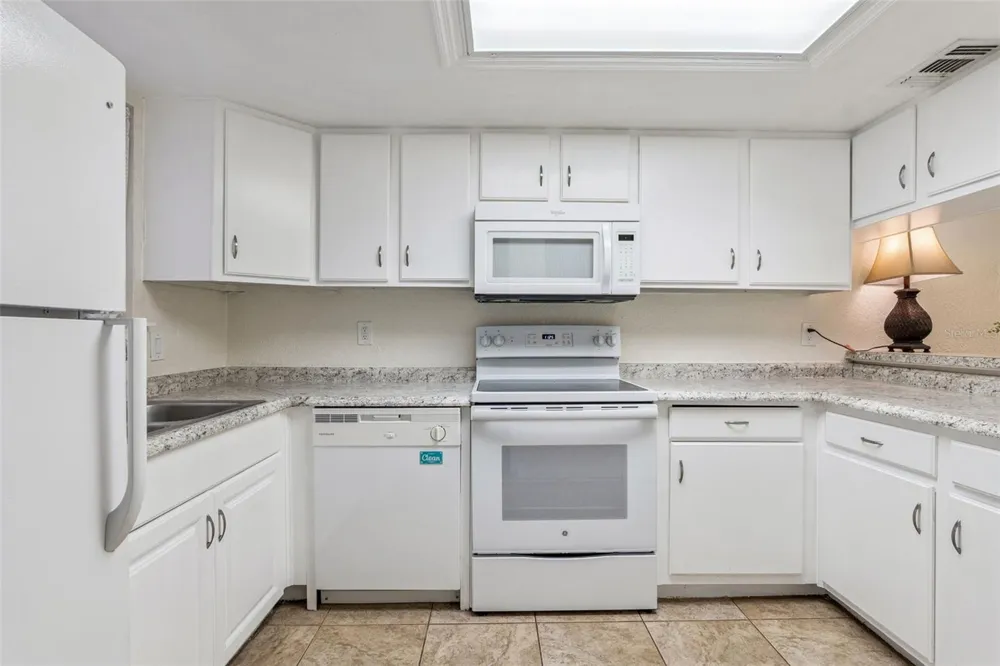 623 GRENADINE COURT #623 Winter Park, FL 32792