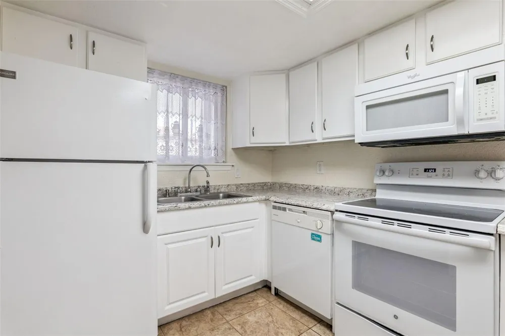 623 GRENADINE COURT #623 Winter Park, FL 32792