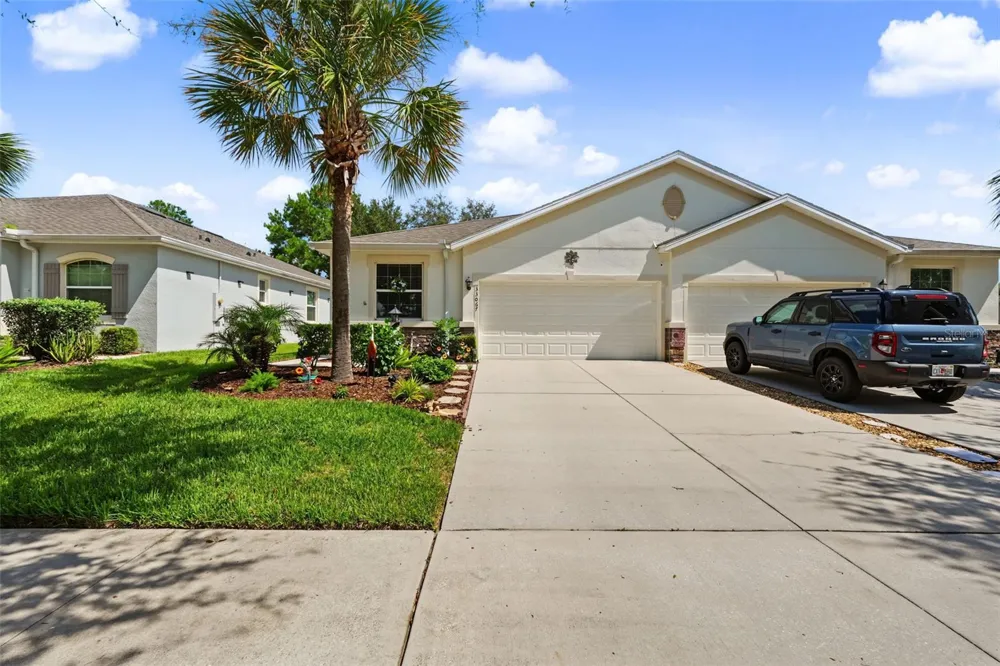 33067 WINDELSTRAW DRIVE Wesley Chapel, FL 33545