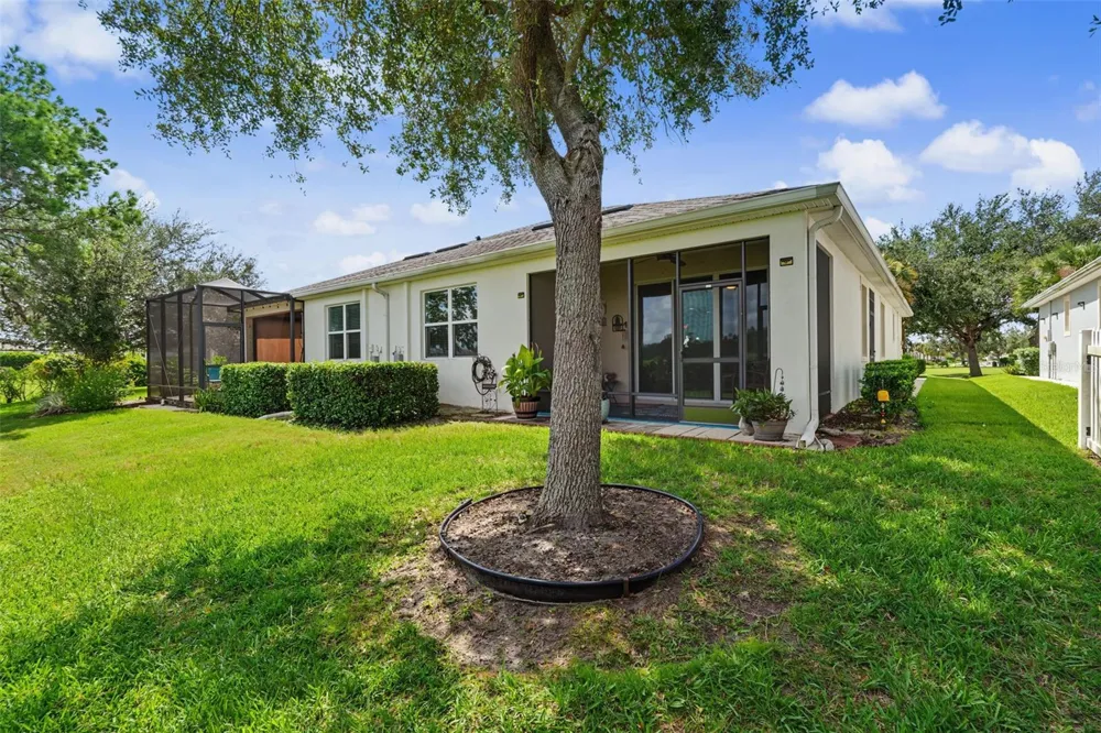 33067 WINDELSTRAW DRIVE Wesley Chapel, FL 33545