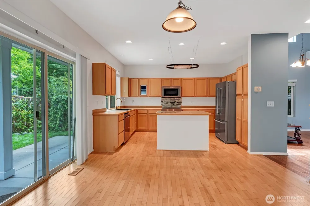 5918 Elizabeth Avenue SE Auburn, WA 98092