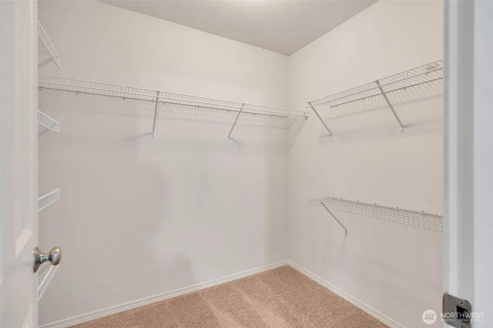5918 Elizabeth Avenue SE Auburn, WA 98092