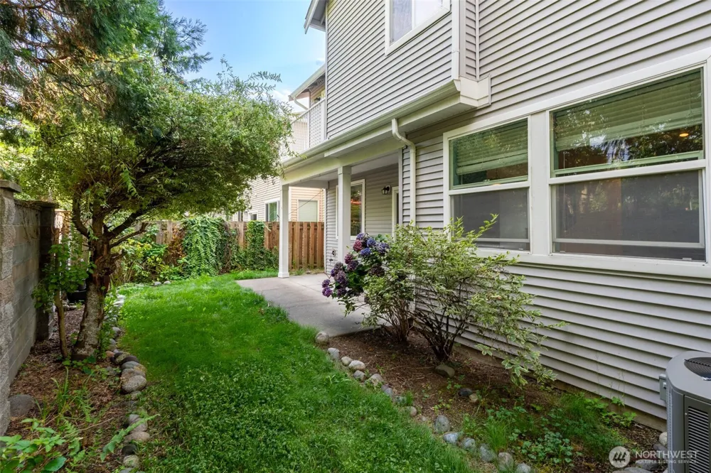 5918 Elizabeth Avenue SE Auburn, WA 98092