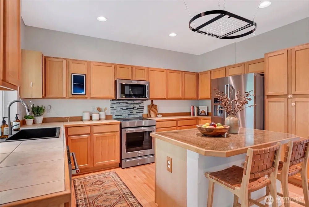 5918 Elizabeth Avenue SE Auburn, WA 98092