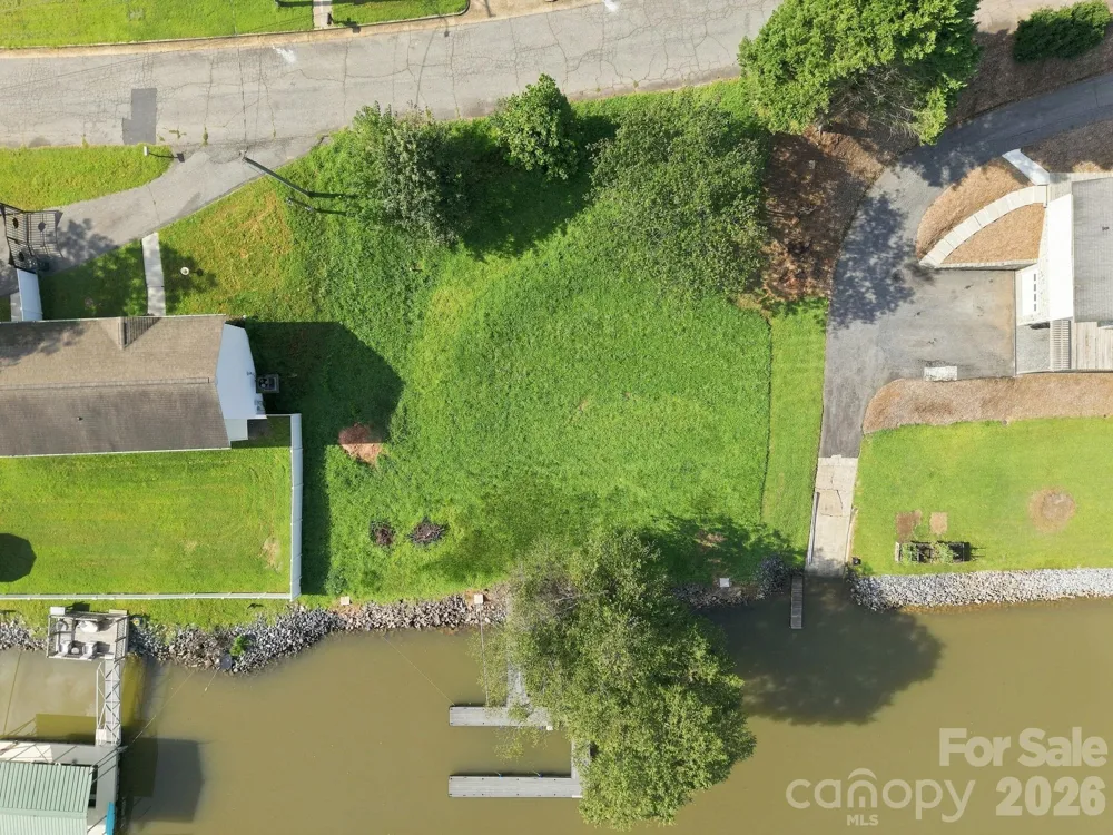 207 Catawba Avenue Hickory, NC 28601