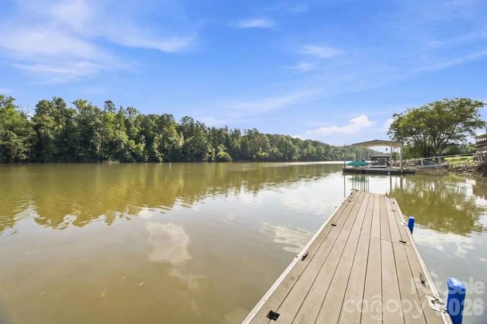 207 Catawba Avenue Hickory, NC 28601