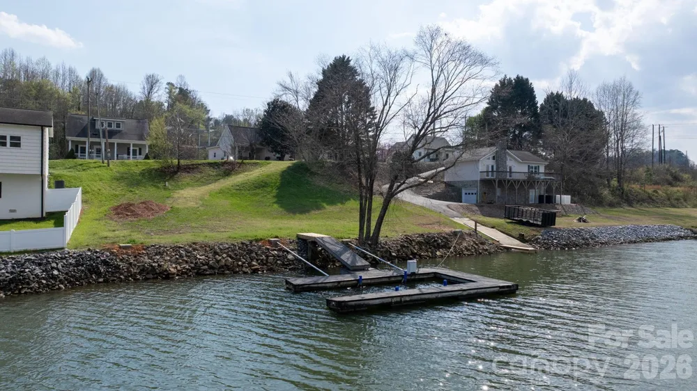 207 Catawba Avenue Hickory, NC 28601