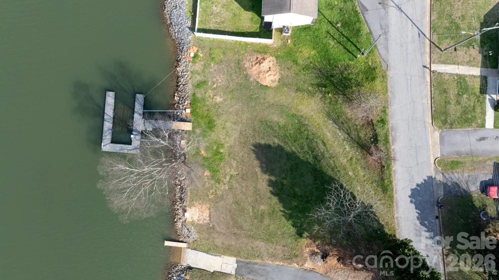 207 Catawba Avenue Hickory, NC 28601