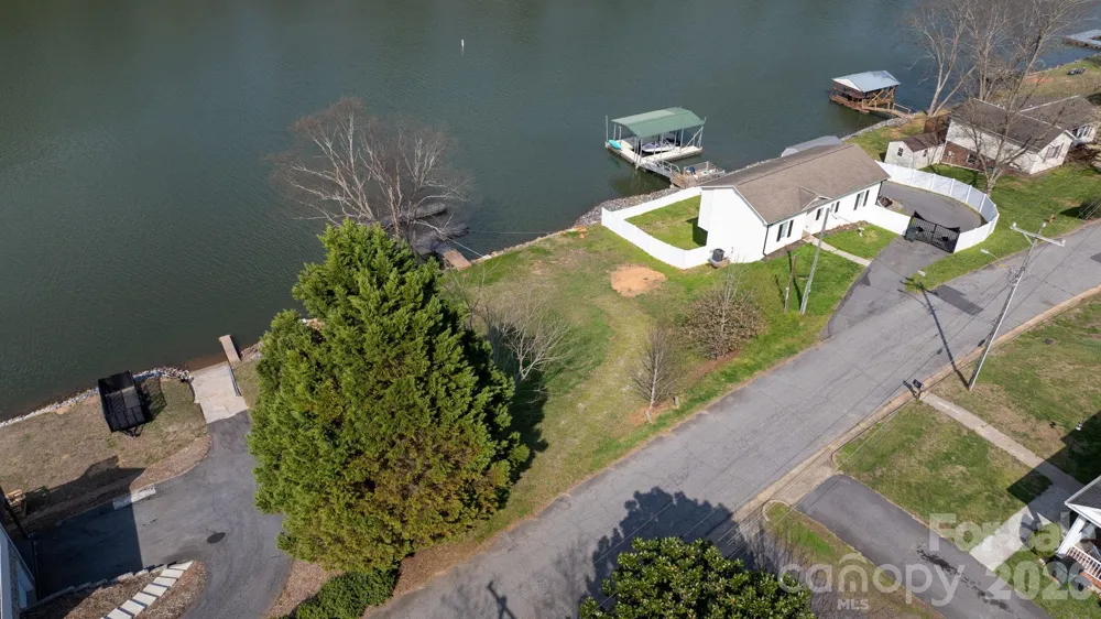 207 Catawba Avenue Hickory, NC 28601