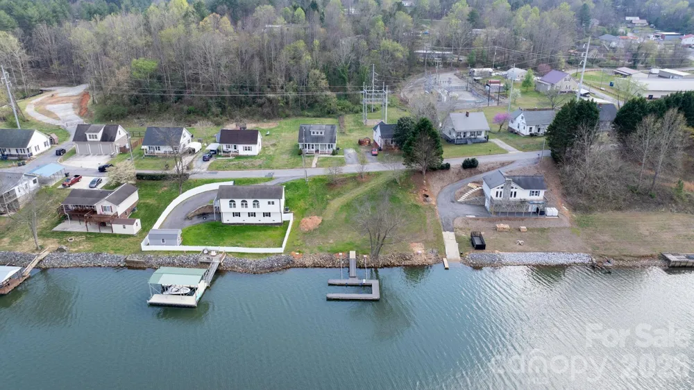 207 Catawba Avenue Hickory, NC 28601