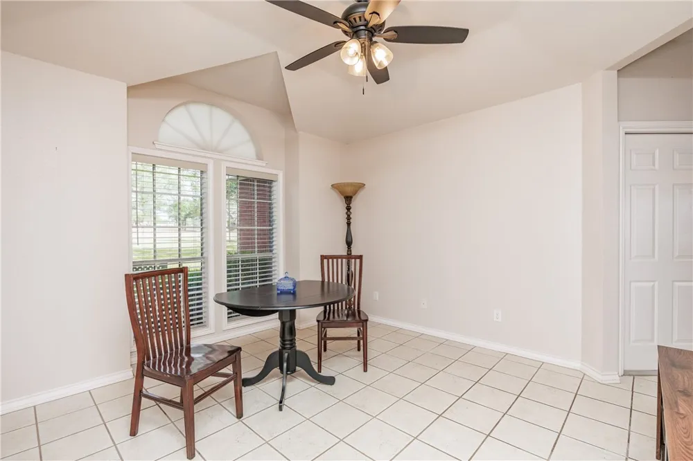 396 House Avenue Sandia, TX 78383