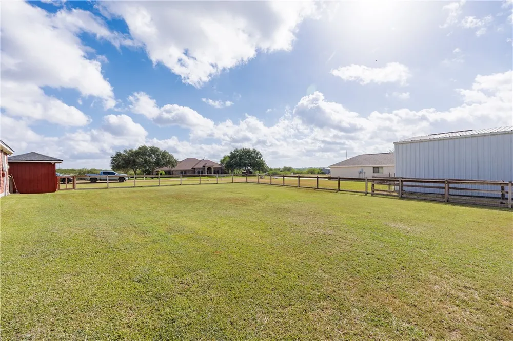 396 House Avenue Sandia, TX 78383