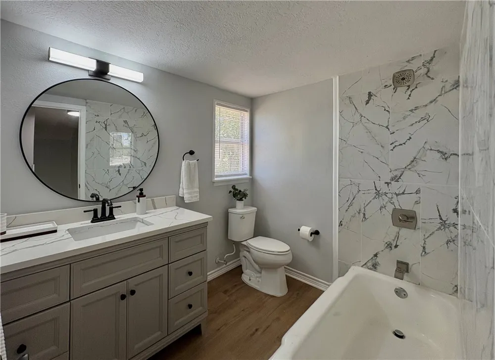 221 Ghent Place Portland, TX 78374