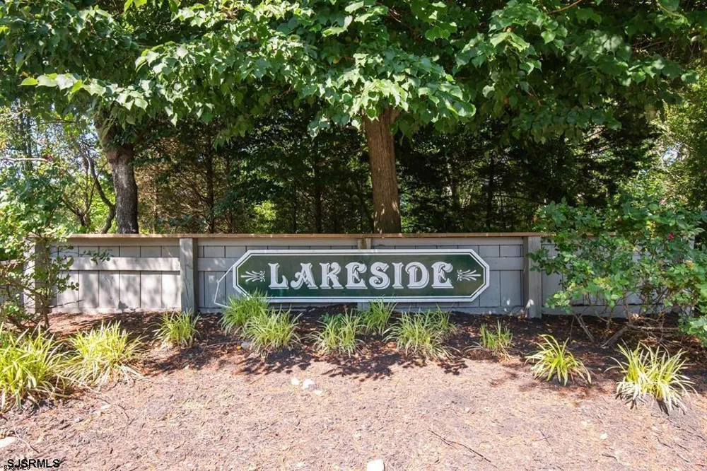 202 Maxwell Ct Egg Harbor Township, NJ 08234