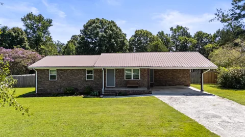 118 Graham Circle