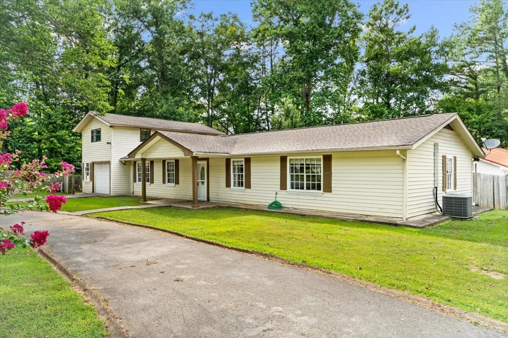 256 Cheyenne Trail NW Dalton, GA 30721