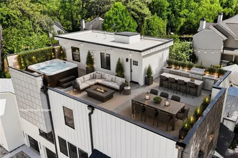 415 Westside Drive