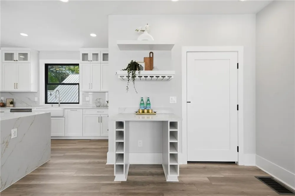 415 Westside Drive Roswell, GA 30075