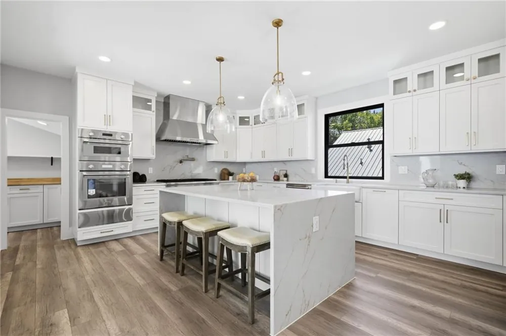 415 Westside Drive Roswell, GA 30075