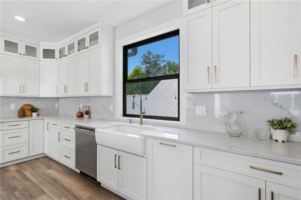 415 Westside Drive Roswell, GA 30075