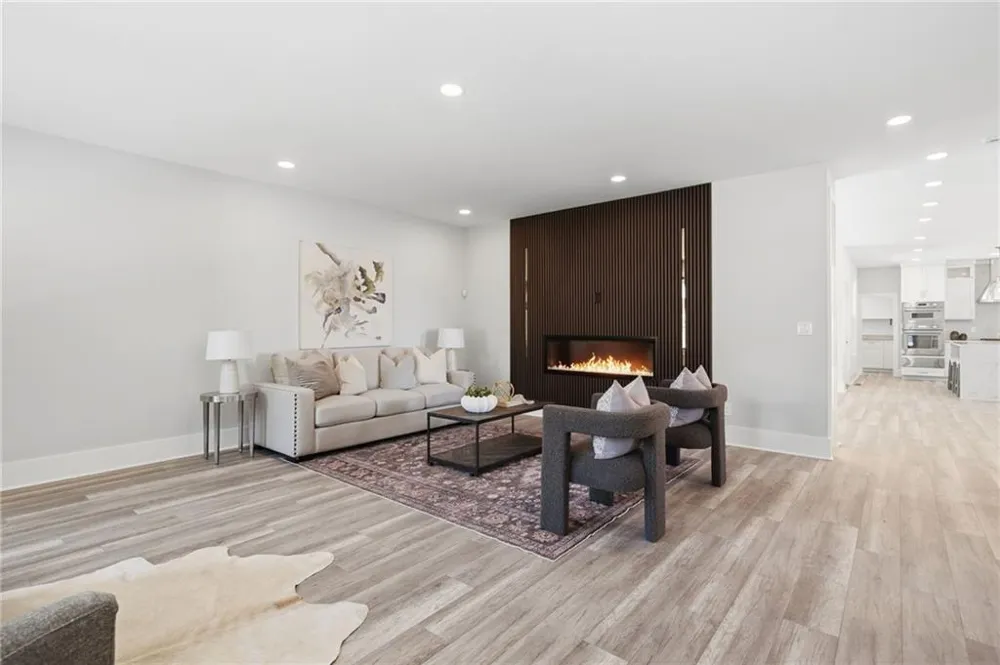 415 Westside Drive Roswell, GA 30075