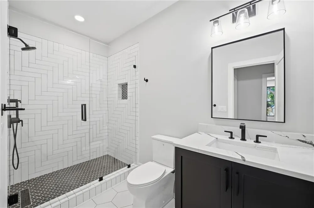 415 Westside Drive Roswell, GA 30075