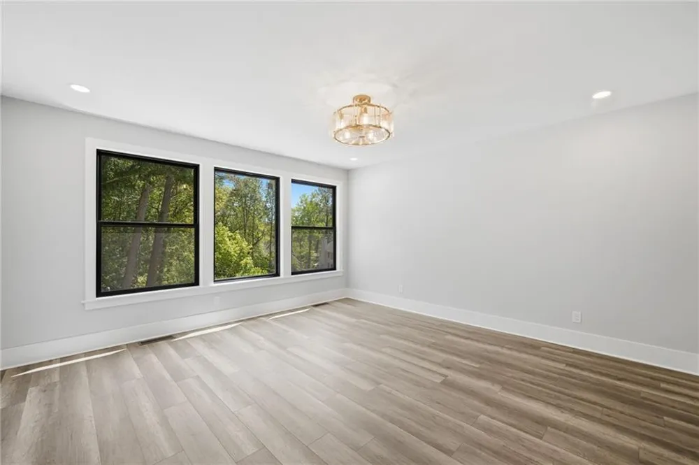 415 Westside Drive Roswell, GA 30075