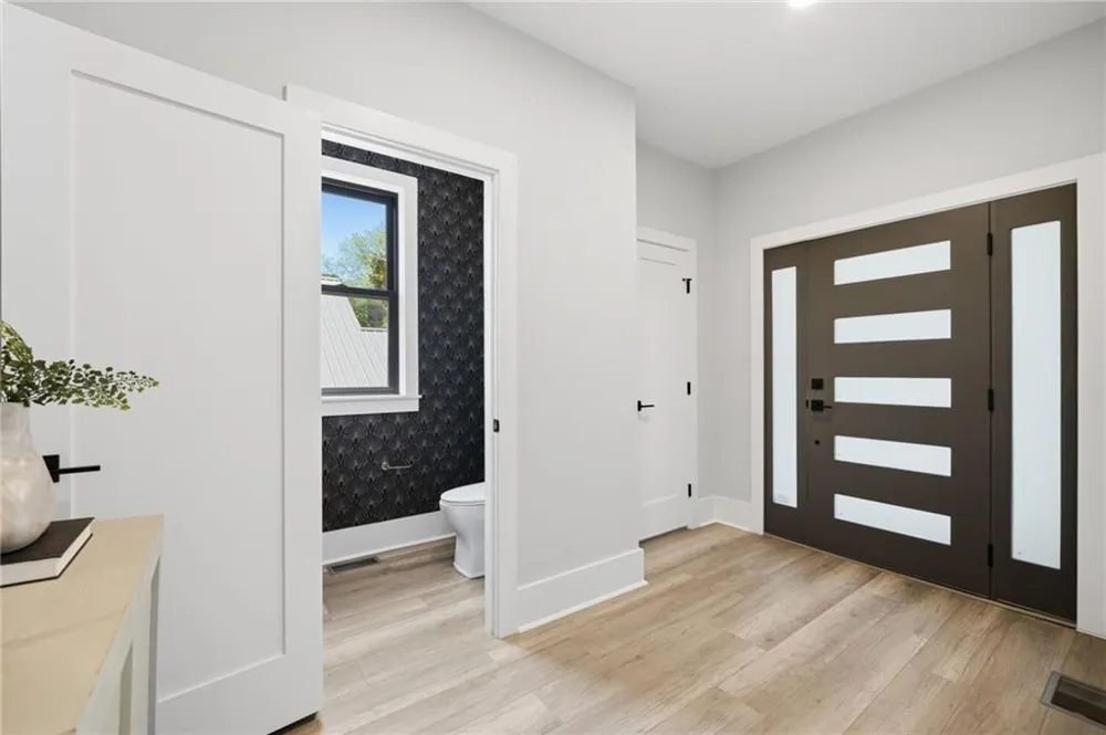 415 Westside Drive Roswell, GA 30075