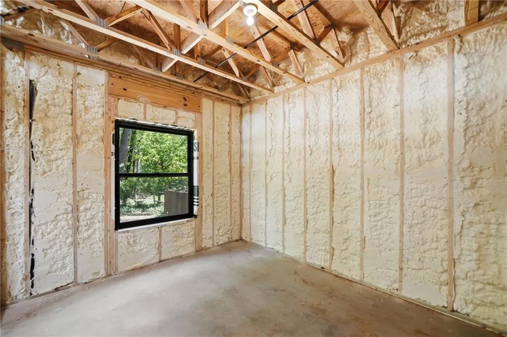 415 Westside Drive Roswell, GA 30075