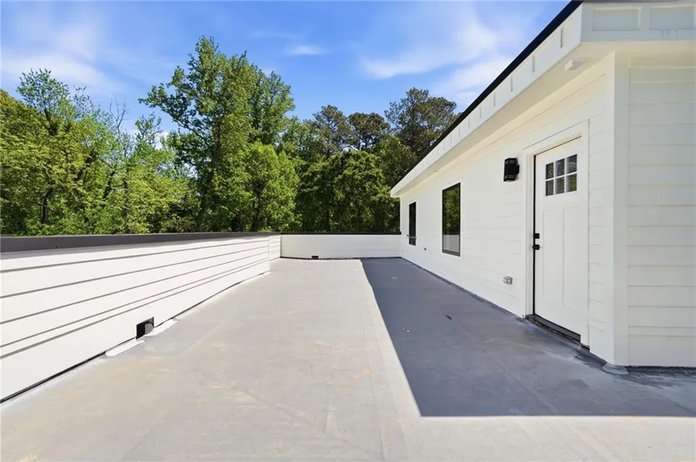 415 Westside Drive Roswell, GA 30075