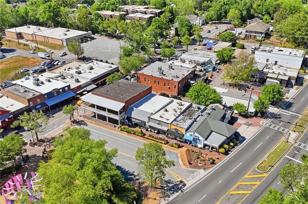 415 Westside Drive Roswell, GA 30075