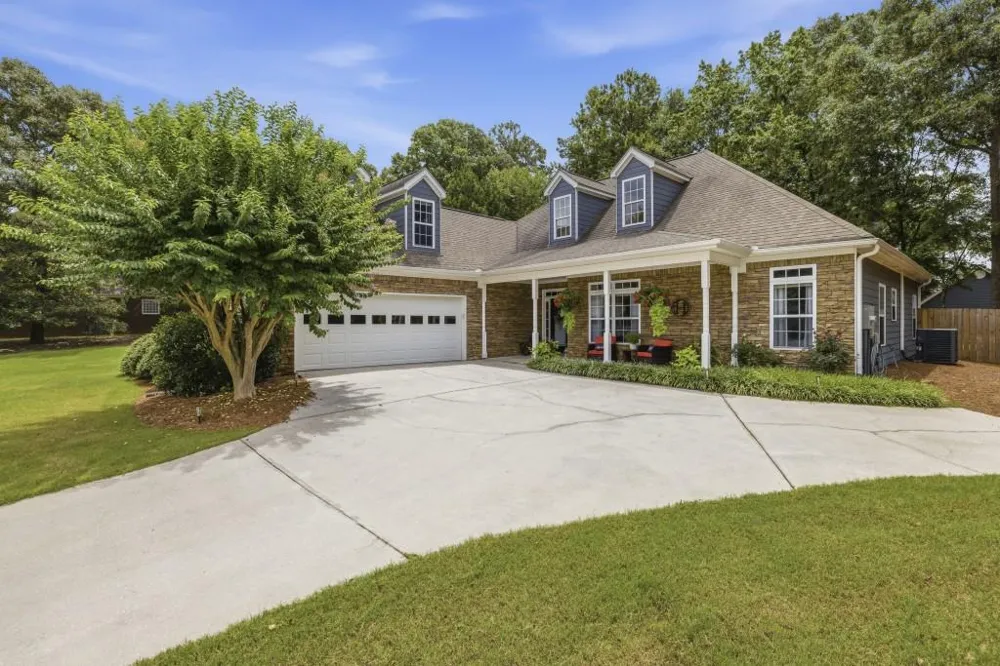 Address Not Shown Oxford, GA 30054