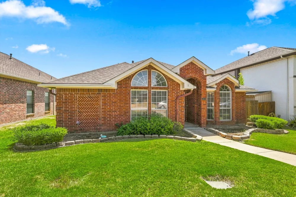 1432 Saint Gallen Lane Lewisville, TX 75067