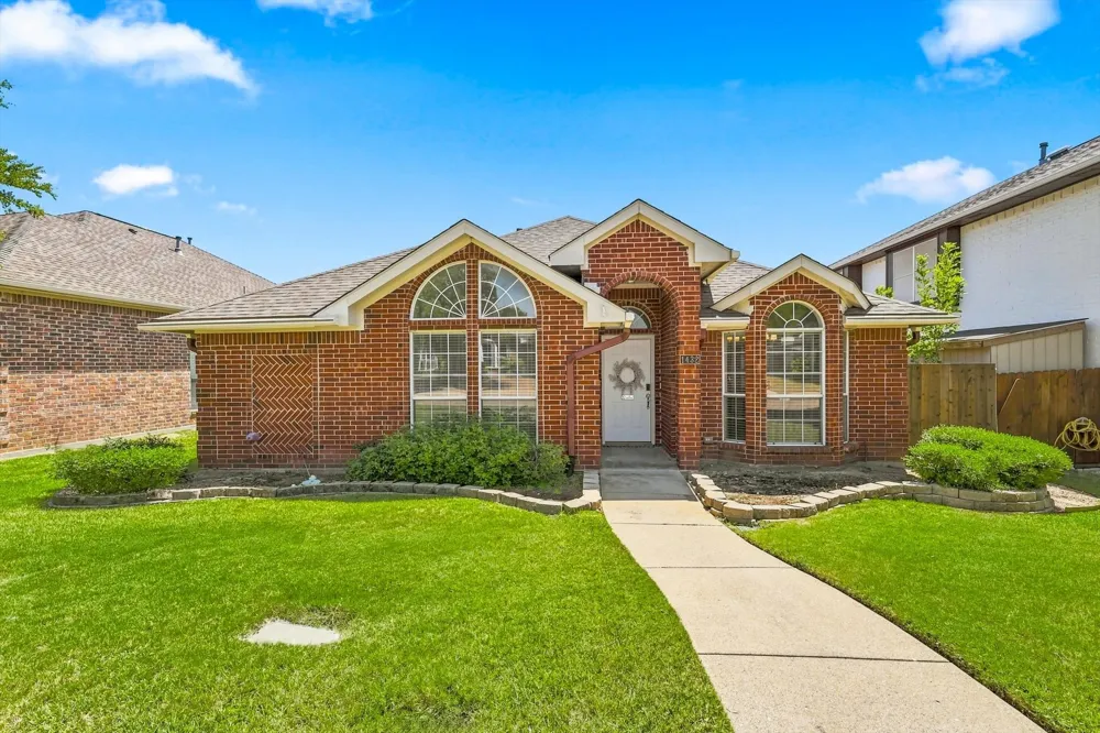 1432 Saint Gallen Lane Lewisville, TX 75067